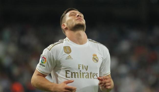 球队攻防效率提升，排名攀升